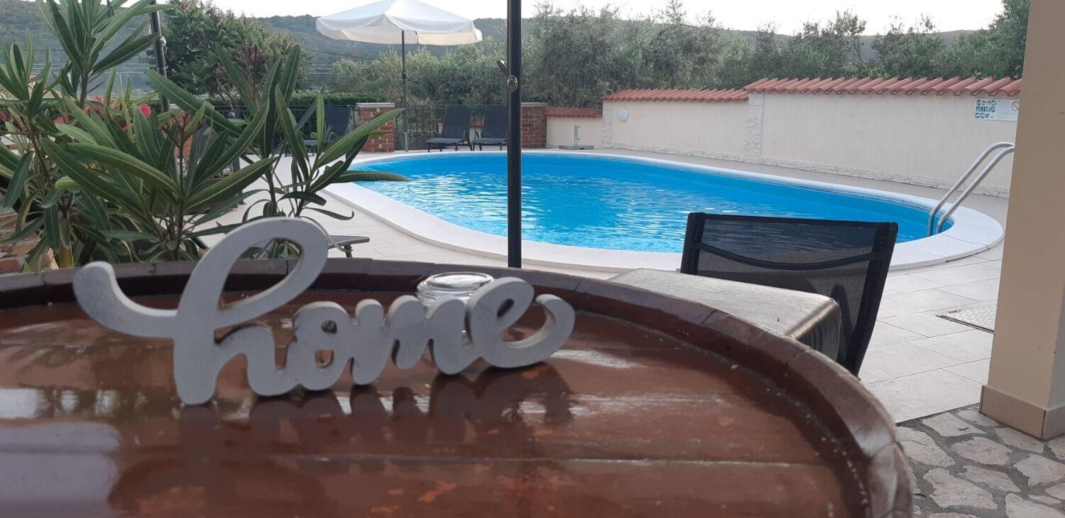 Apartments Robi- Swimming Pool And Beautiful Garden Kampor Exteriér fotografie